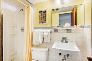 Bathroom - 1 Bedroom Suite|Peoria IL (Peoria IL)
