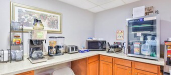 Pipestone | 2 Full Bed