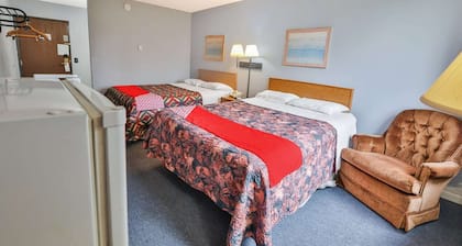 Pipestone|2 Queen Bed|Non Smoking