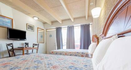 2 Queen Beds|Non-Smoking