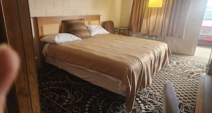 King Bed|Non-Smoking