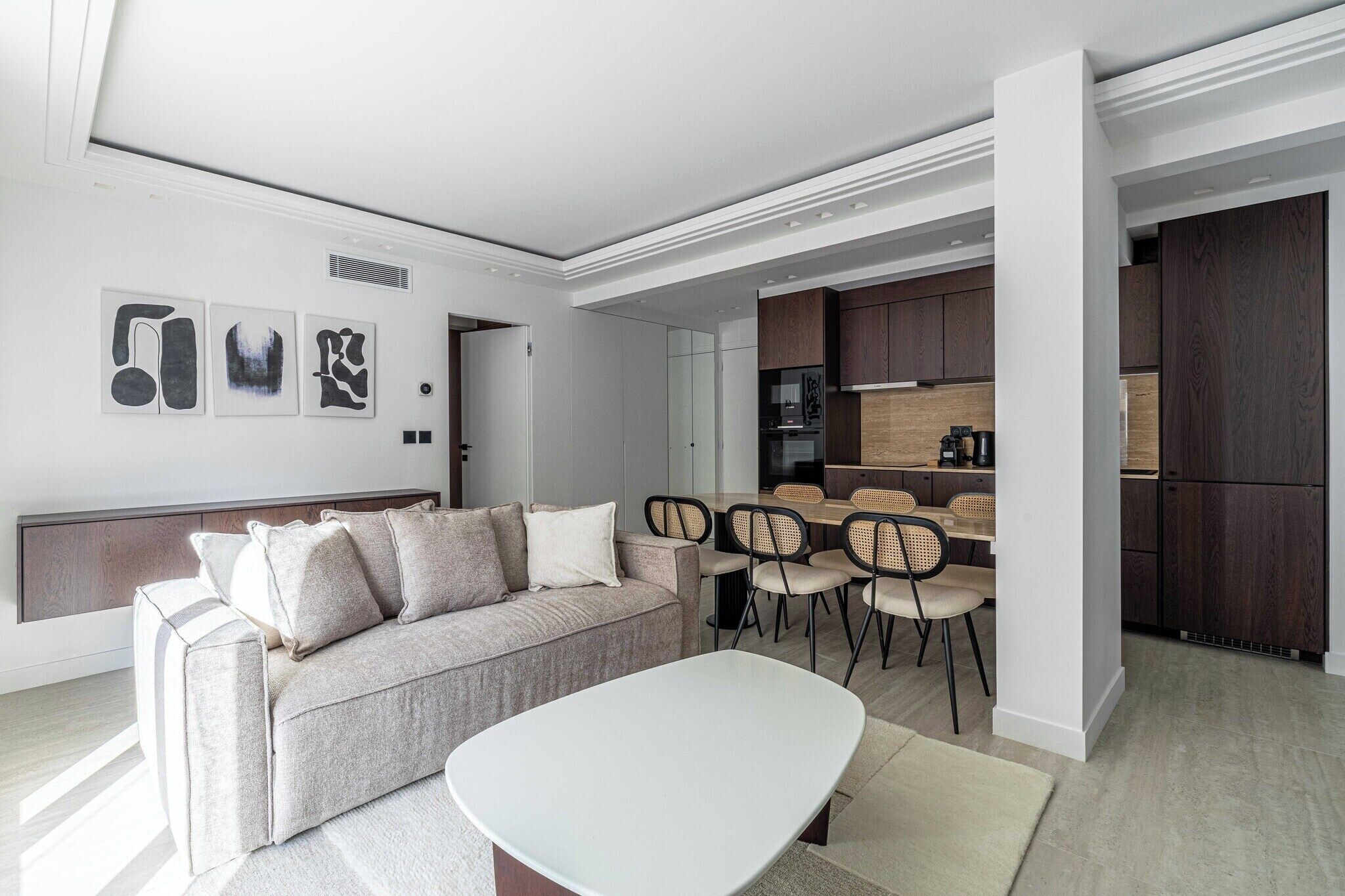 Smart TV, offices