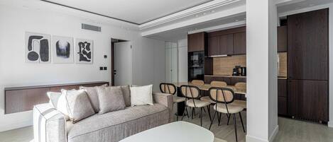 Smart TV, offices