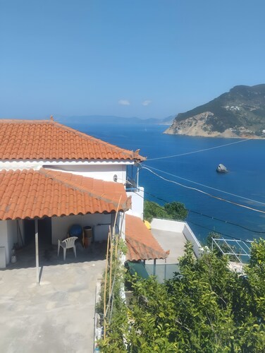 Monolocale 'Waves Of Millos 2' con Vista Mare, Wi-Fi e Aria Condizionata