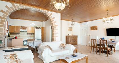 Apartment 'Blue Horizon' with Sea View, Wi-Fi and Air Conditioning