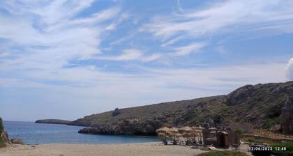 Aposperitis Karavas Kythera – Spacious Apartment with Sea View, Terrace, and Modern Comforts