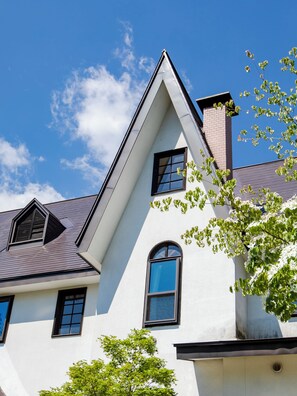 Front of property - PENSION SERENADE (Hakuba)