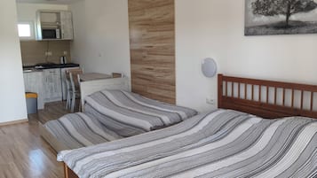 Camera Classic, patio, vista cortile | Wi-Fi gratuito