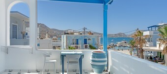 Giavasi Seaside 1 Country House with Sea View and Balcony