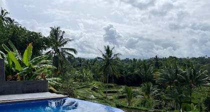 Nona Lodge