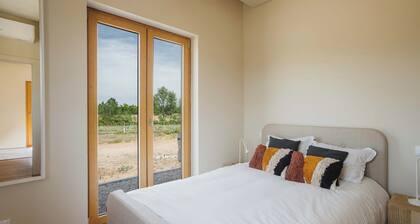 Pistachio Orange Villa, A Nature Retreat in Idanha-a-Nova