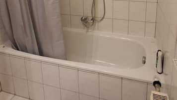 Regadera y secadora de cabello