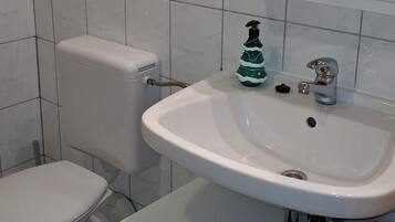Een douche, een haardroger