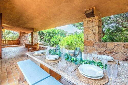 COSY VILLA Sea View and Garden