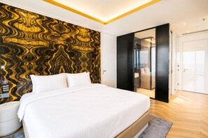 Superior-Doppelzimmer, Balkon, Meerblick | Zimmersafe, Schreibtisch, Verdunkelungsvorhänge, kostenloses WLAN