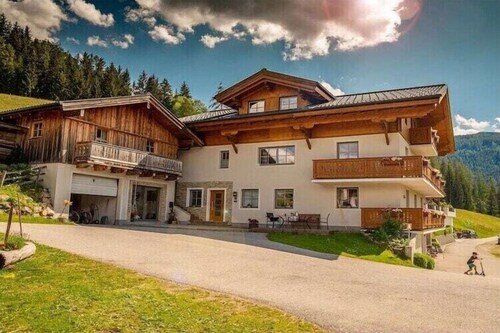 Bauernhof in Forstau mit Schwimmbecken