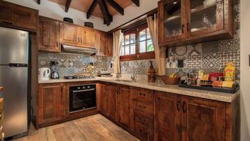 Casa, vistas a la ciudad | Cocina privada