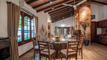 Casa, vistas a la ciudad | Restauración