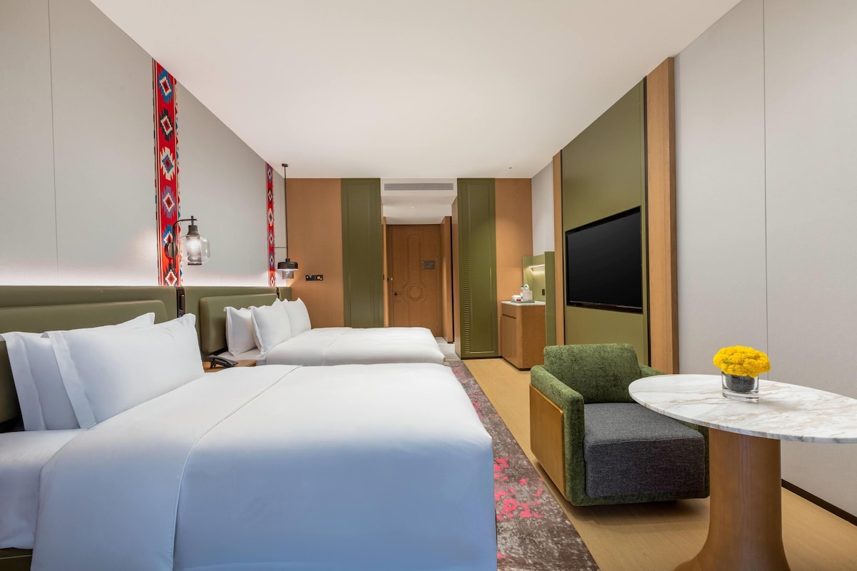 Suite Deluks, Beberapa Tempat Tidur, Bebas Asap Rokok
