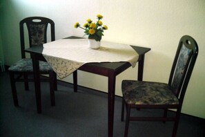 Dining - Holiday apartment with 2 bedrooms (Utersum)