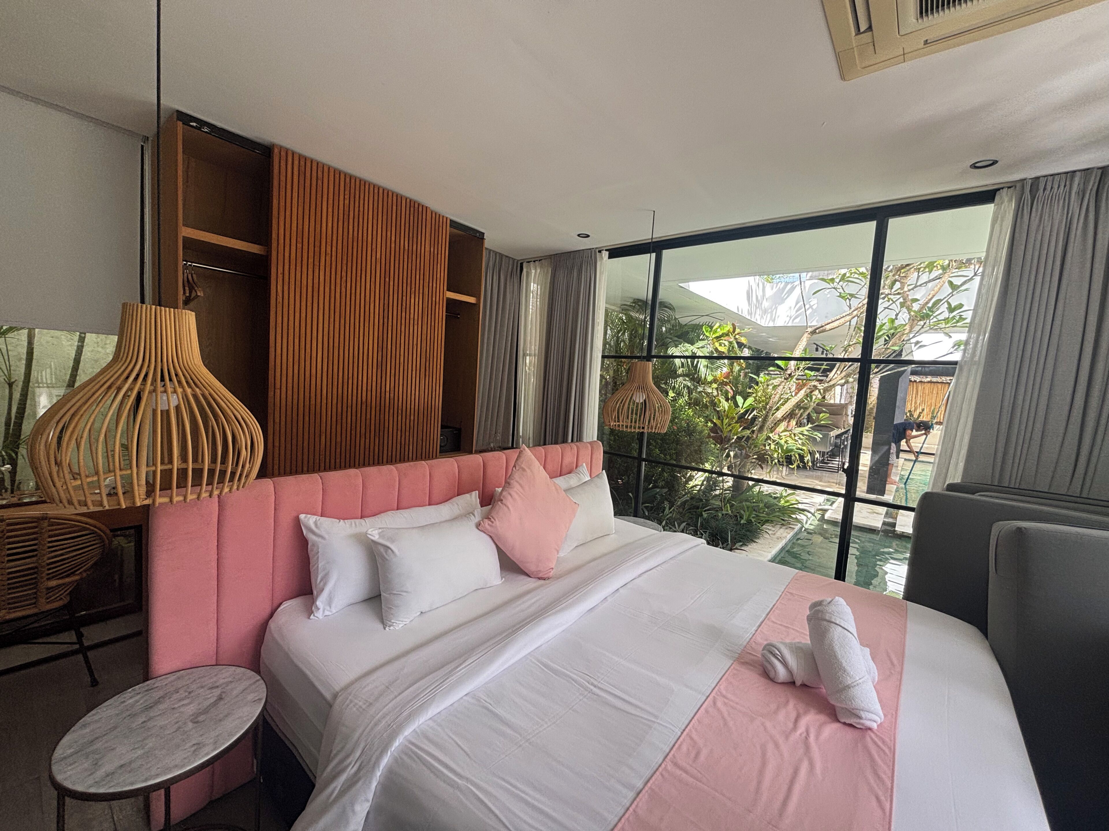 Luxury Villa | In-room safe, desk, laptop workspace, iron/ironing board (on request)