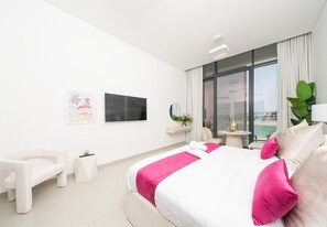 Room - Seaview Studio with Balcony In Blue Bay Walk (Ajmal Makan)