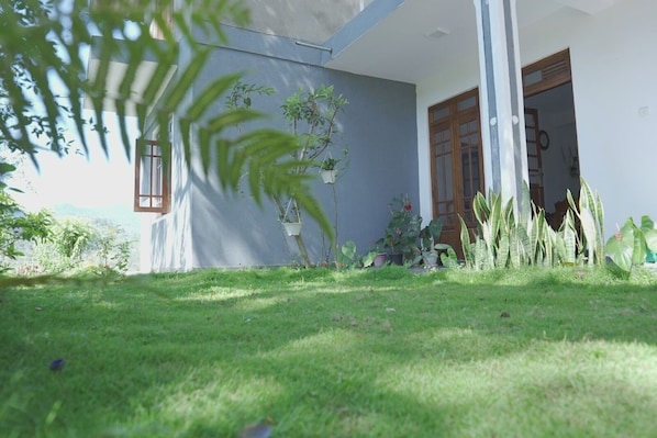 Property grounds - Green Peak View Haputale (UP)