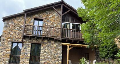 House in Ordesa National Park, birdwatching, swimming in turquoise waters.