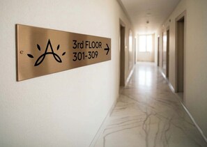 Kamar Twin Standar, balkon | Interior