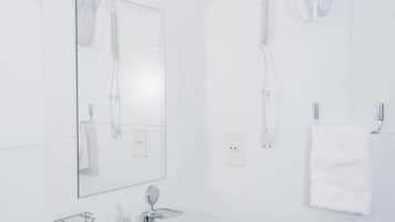 Apartment, City View | Bathroom