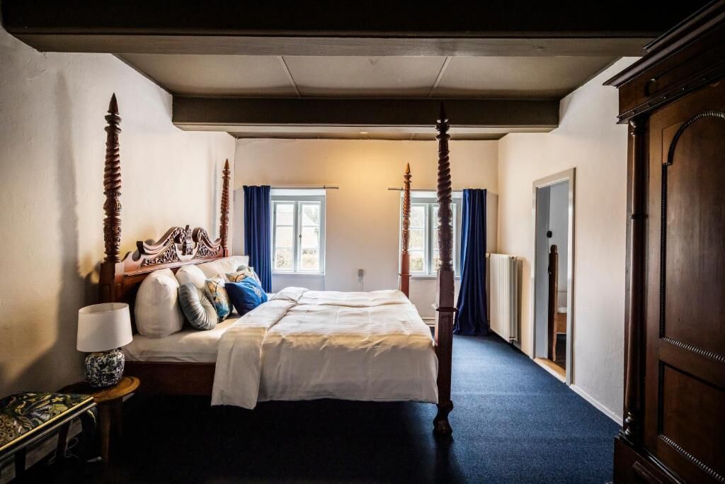 Estrup Manor Eastwing suite