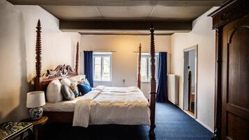 Estrup Manor Eastwing suite
