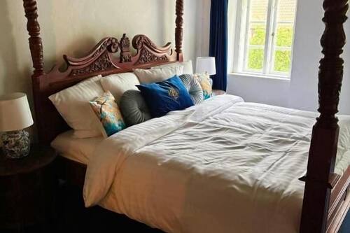 Eastwing suite | 办公桌、免费 WiFi