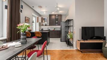 Luxury Apartment, Balcony, City View | Private kitchen | Fridge, microwave, oven, stovetop