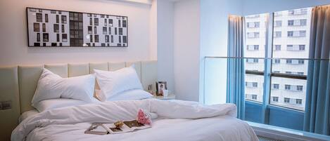 Family Duplex, River View | In-room safe, blackout curtains, iron/ironing board, free WiFi
