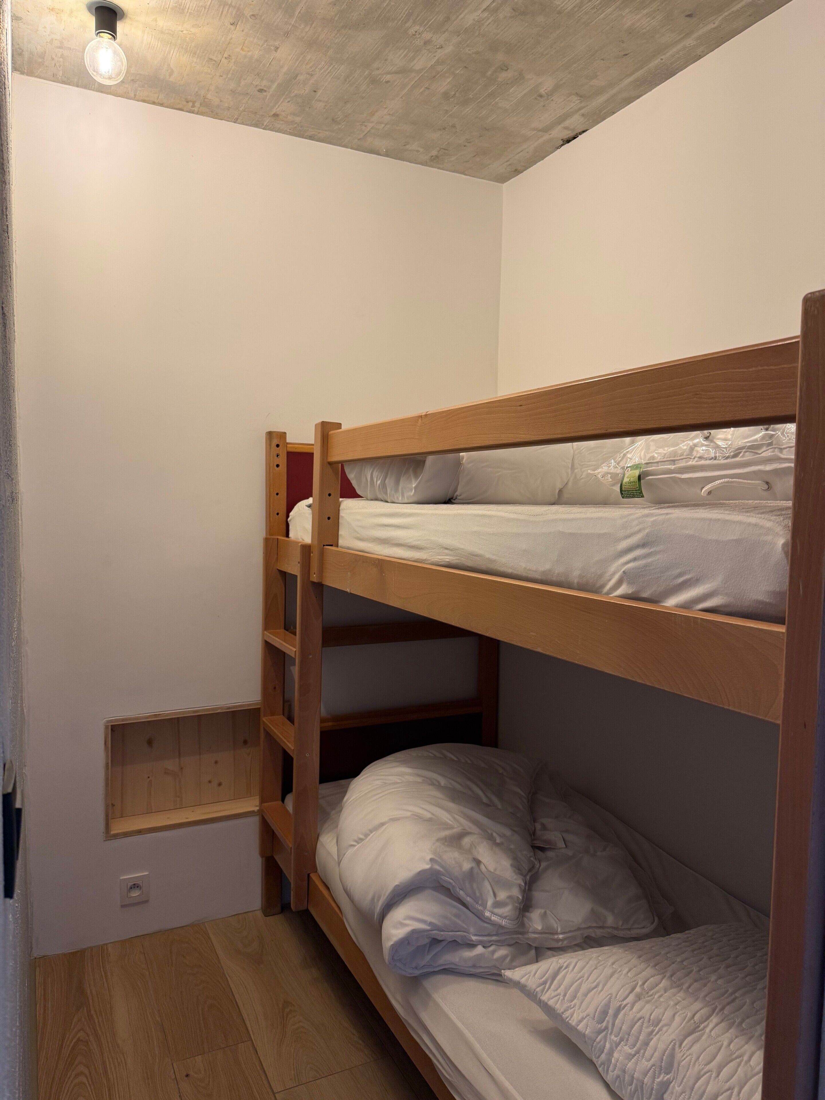 熨斗/熨衣板、WiFi