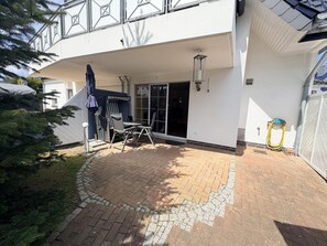 Outdoor dining - Vrbo Property (Ostseeheilbad Zingst)