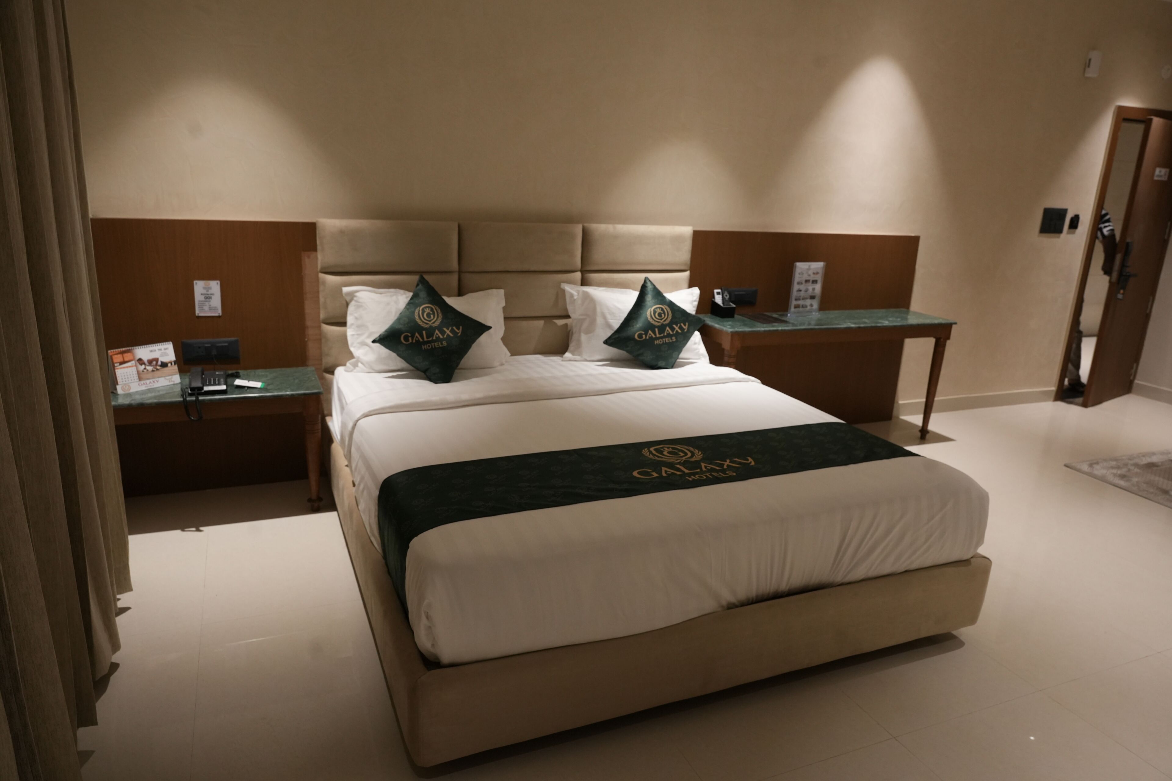 Premium Room, City View