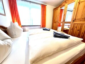 Room - Vrbo Property (Ostseeheilbad Zingst)