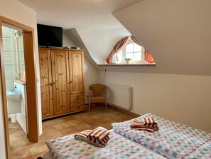 Room - Vrbo Property (Ostseeheilbad Zingst)