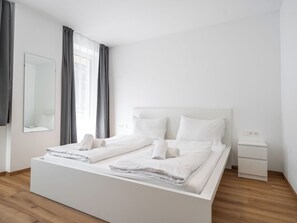 Deluxe Condo, Balcony, Mountain View | Laptop workspace, iron/ironing board (on request), WiFi (free) - Haus3310 by we rent (Bad Hofgastein)