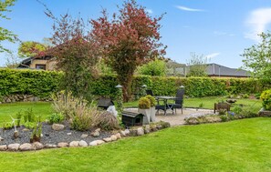 Outdoor dining - 2 bedroom pet friendly home in Ringkøbing (Ringkøbing)