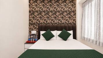 Standard Room, City View | Desk, free WiFi, bed sheets