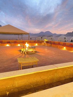 Outdoor banquet area - Horizon Star Golden Camp (Wadi Rum)