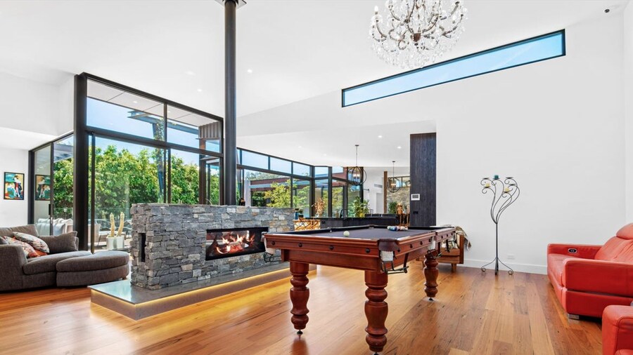 Kuro House in Mornington