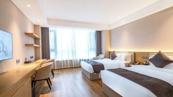 Premium bedding, in-room safe, desk, blackout curtains
