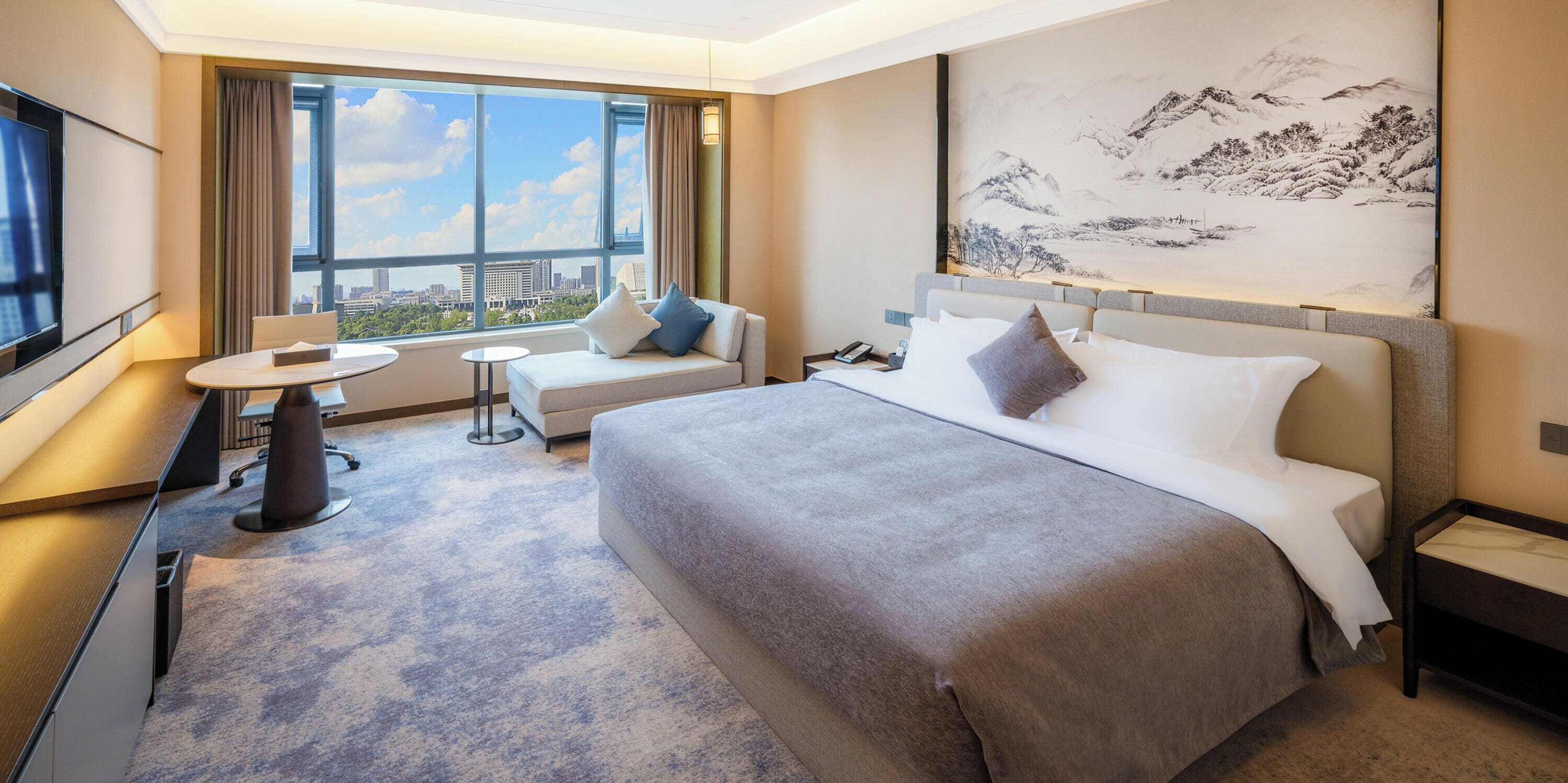 Premium bedding, in-room safe, desk, blackout curtains