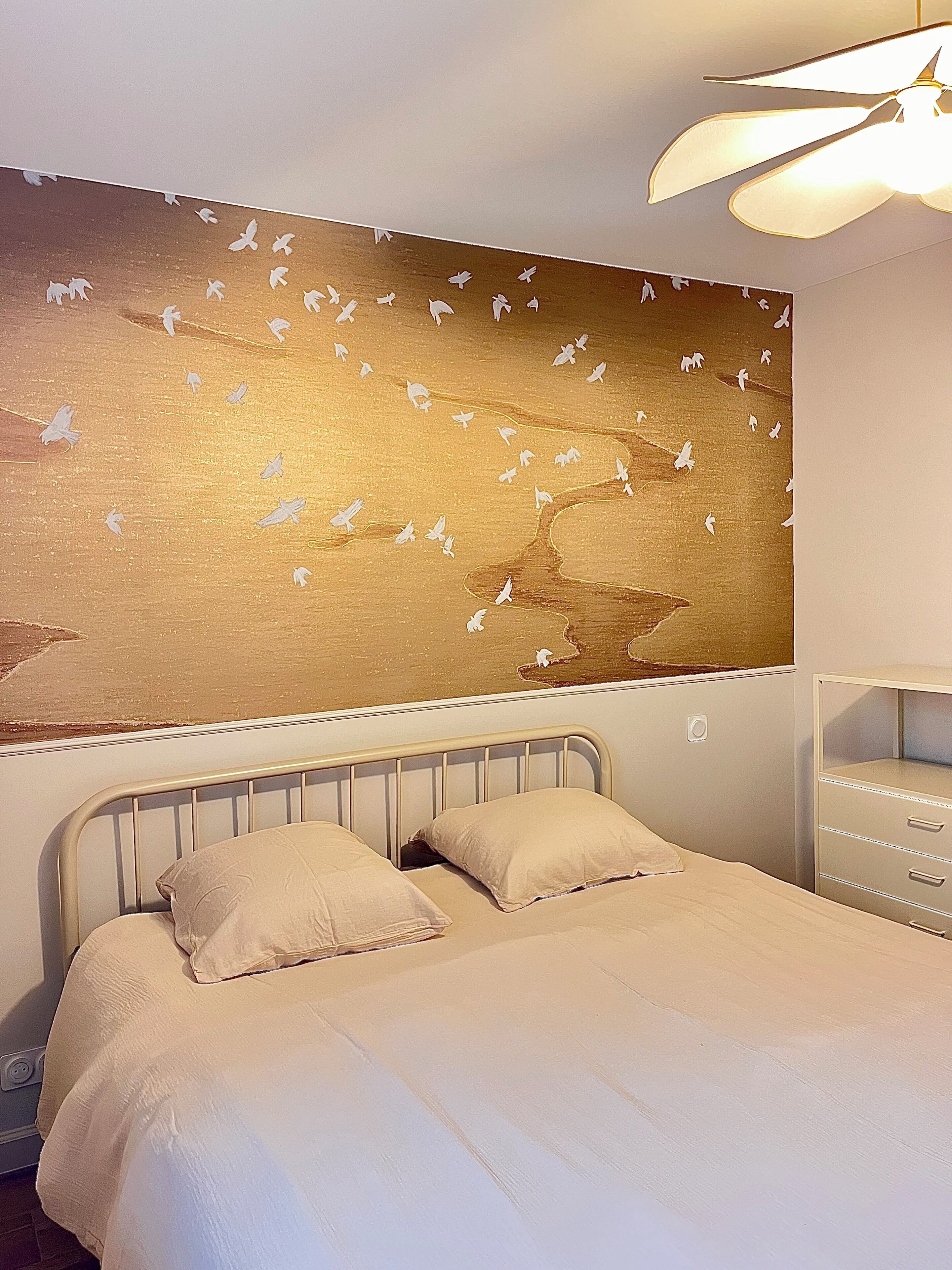 1 bedroom, WiFi, bed sheets