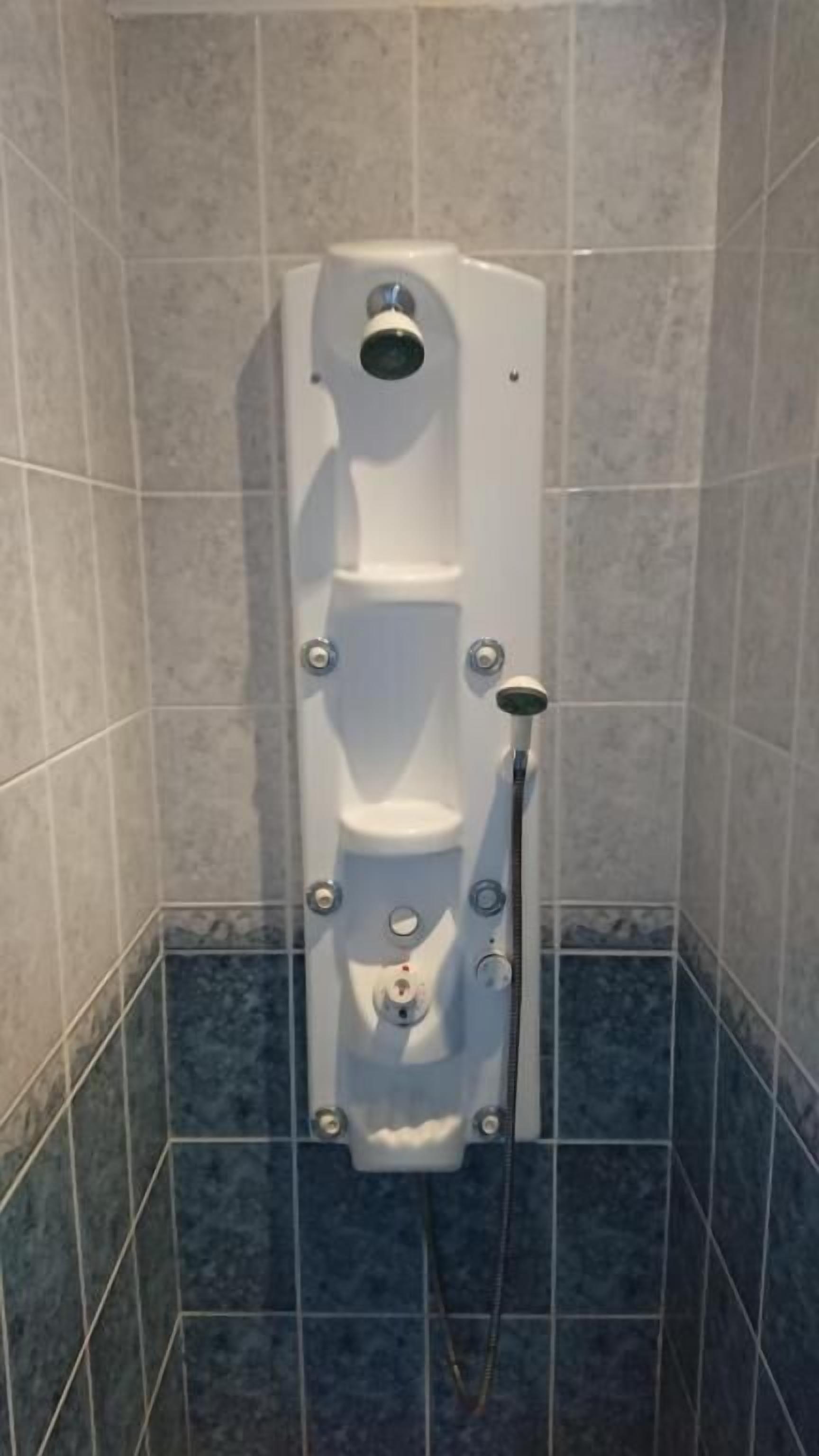 Family Room, Non Smoking | Bathroom