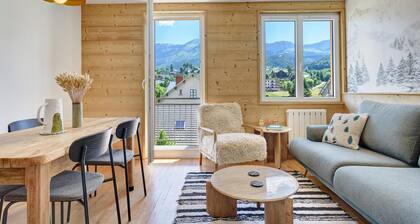 La Tanière – Family Apartment / Mountain View / Walk to Center / Ski & Nature